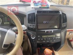 تۆیۆتا لاند کروزەر